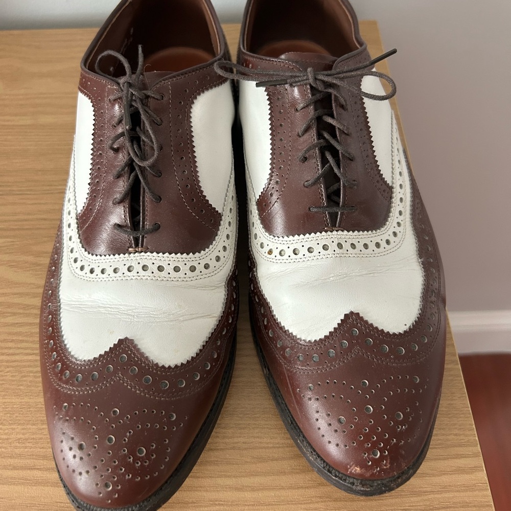 Allen Edmonds Broadstreet men’s leather shoe